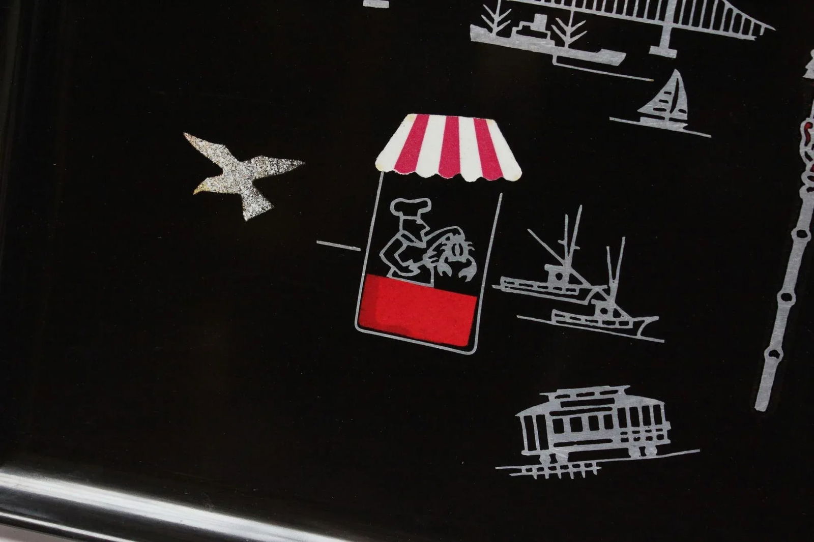 Rectangular Mid-Century Black Resin Inlaid "San Francisco" Cityscape Tray by Couroc for Gump's - 11