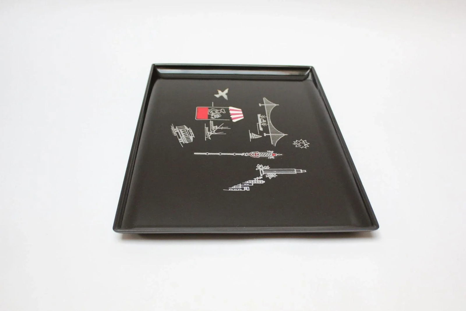 Rectangular Mid-Century Black Resin Inlaid "San Francisco" Cityscape Tray by Couroc for Gump's - 5