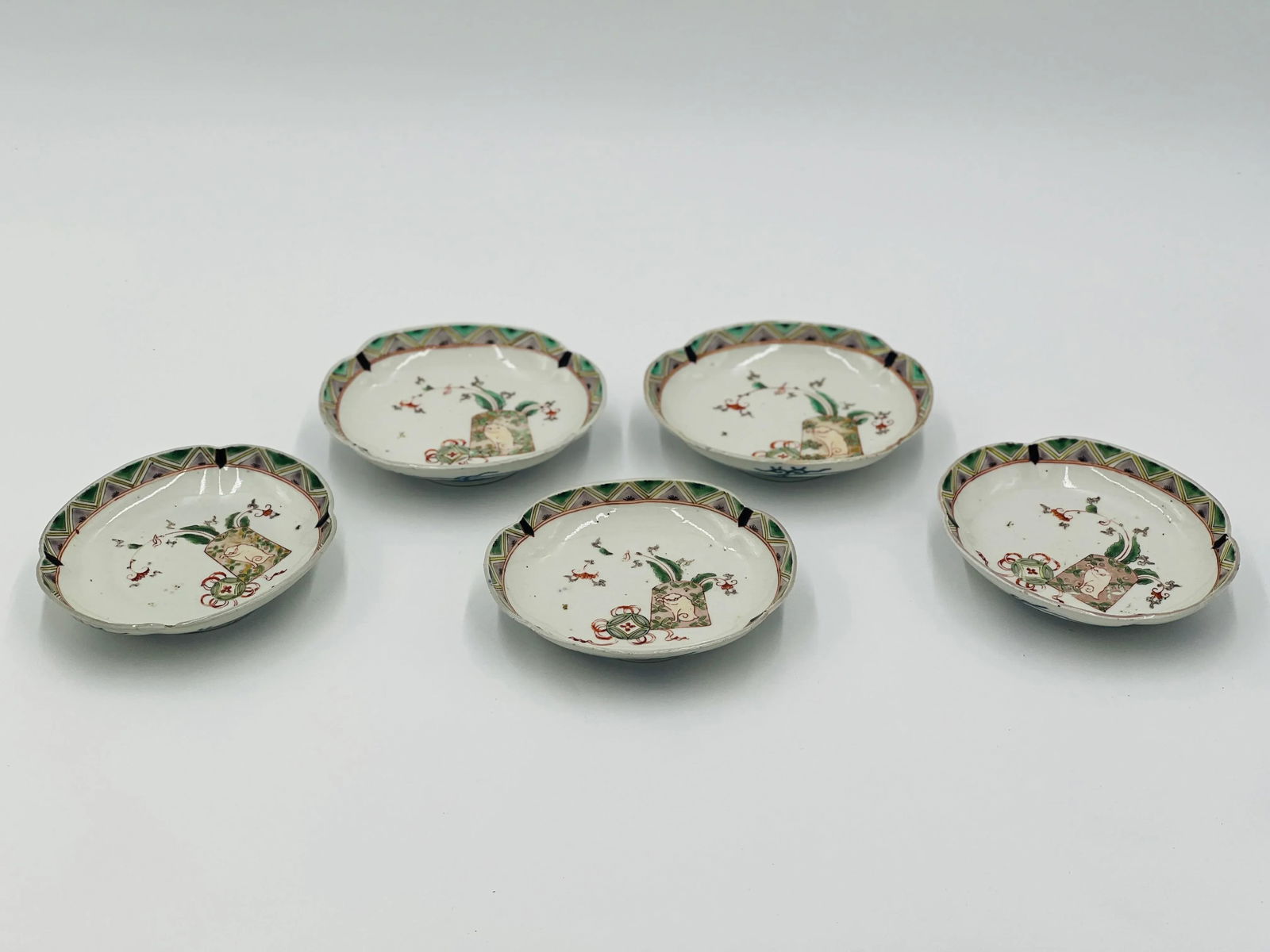 Set of 5 Antique Japanese Imari Porcelain Sauce / Sushi Dishes - 4