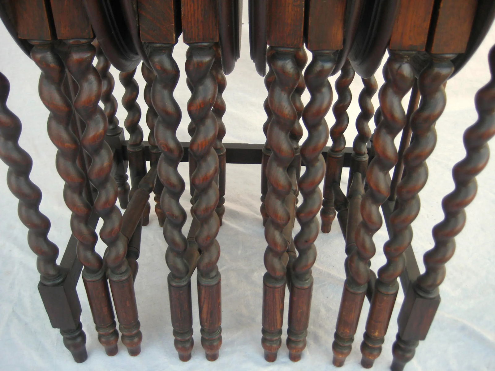 Early 20th Century Set of 5 Oak Nesting Tables - 7