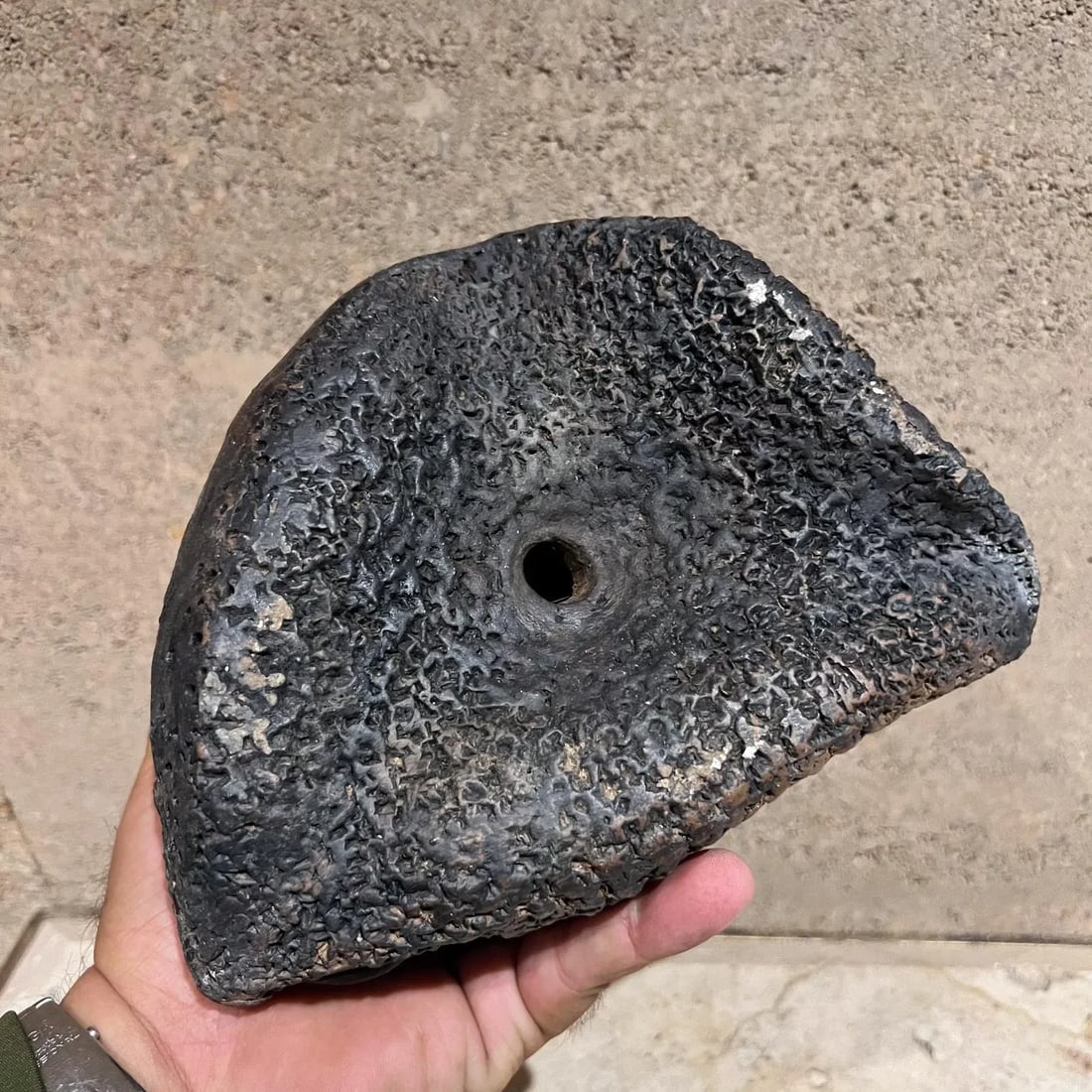 1970s Studio Pottery Abstract Textured Triangular Object - 8