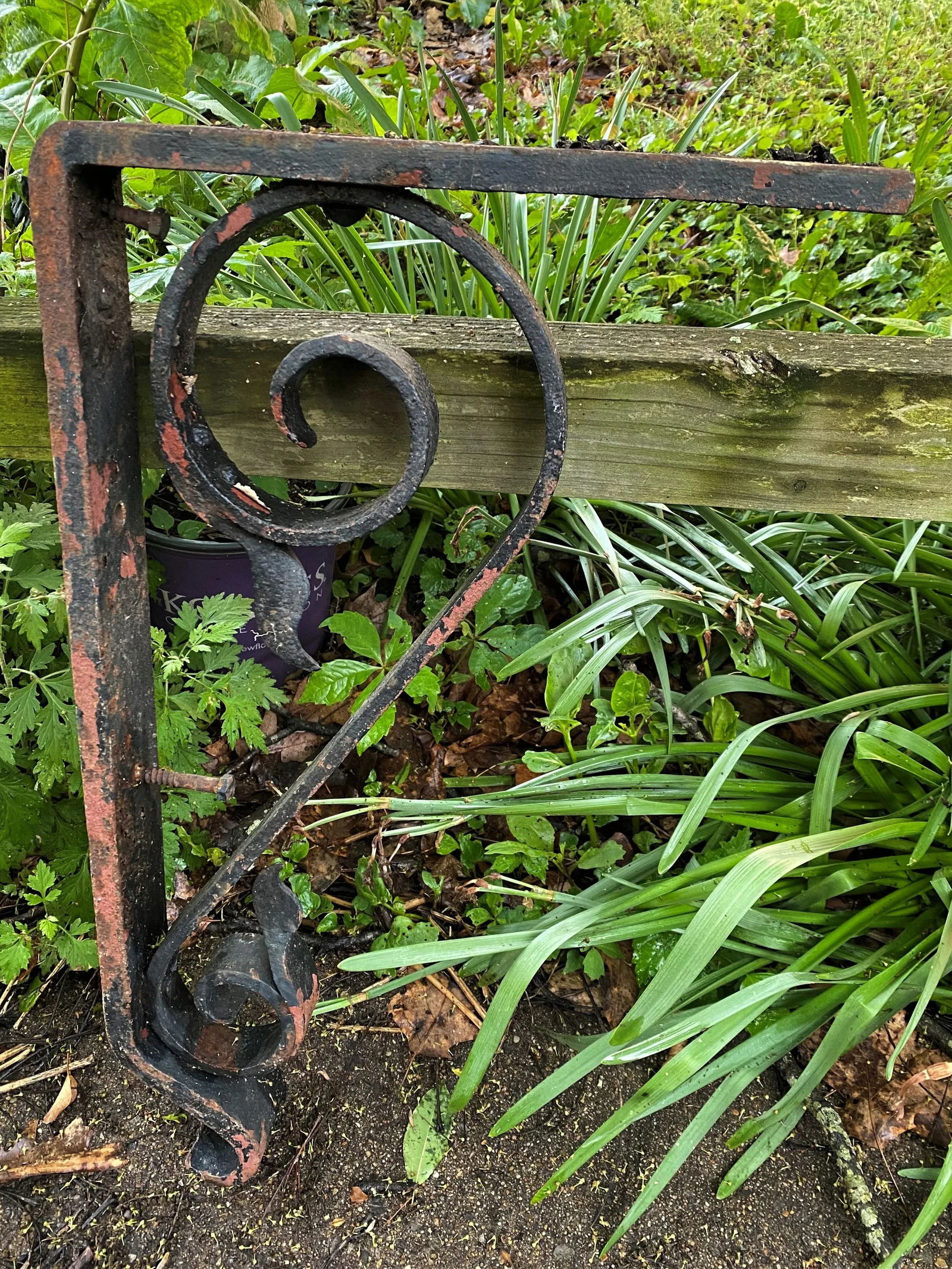Early 20th Century Heavy Hand-Wrought Iron Exterior Brackets- a Pair - 12