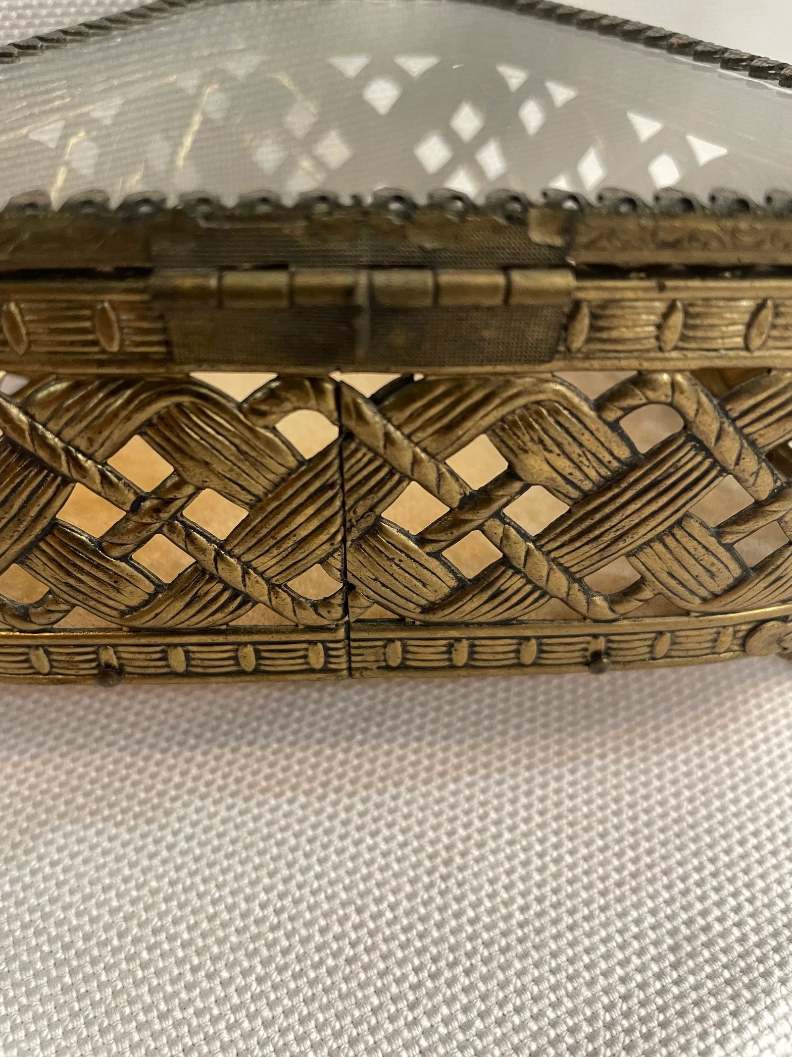 Vintage Filagree Brass Plated and Glass Footed Jewelry Box - 4