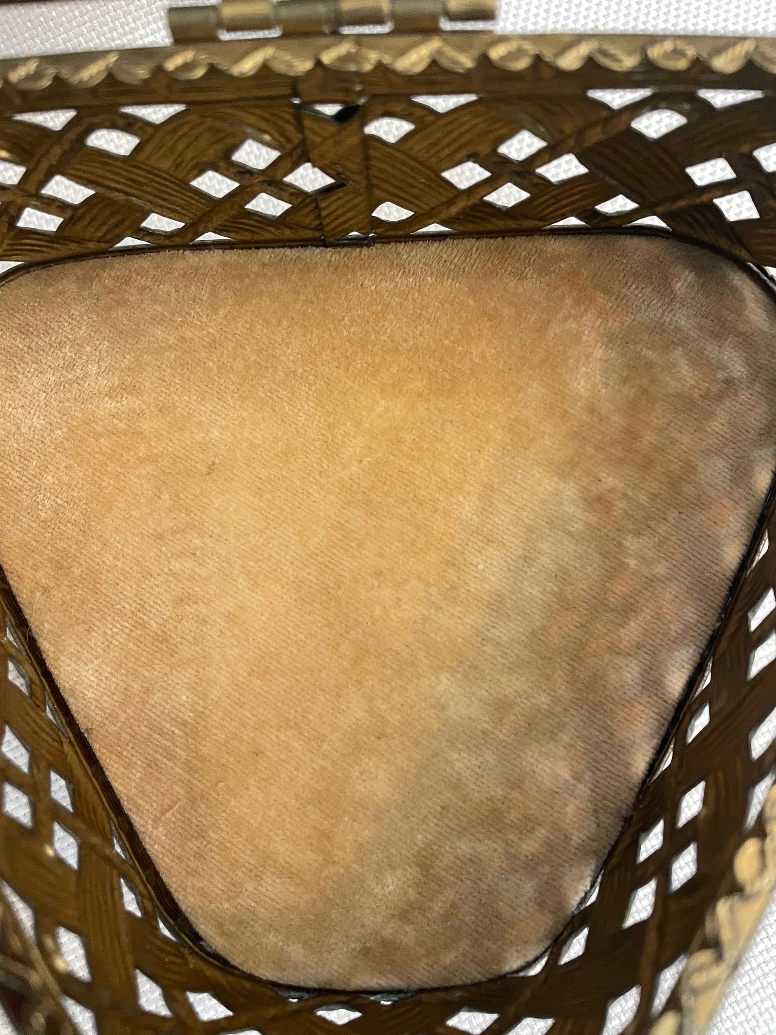 Vintage Filagree Brass Plated and Glass Footed Jewelry Box - 9