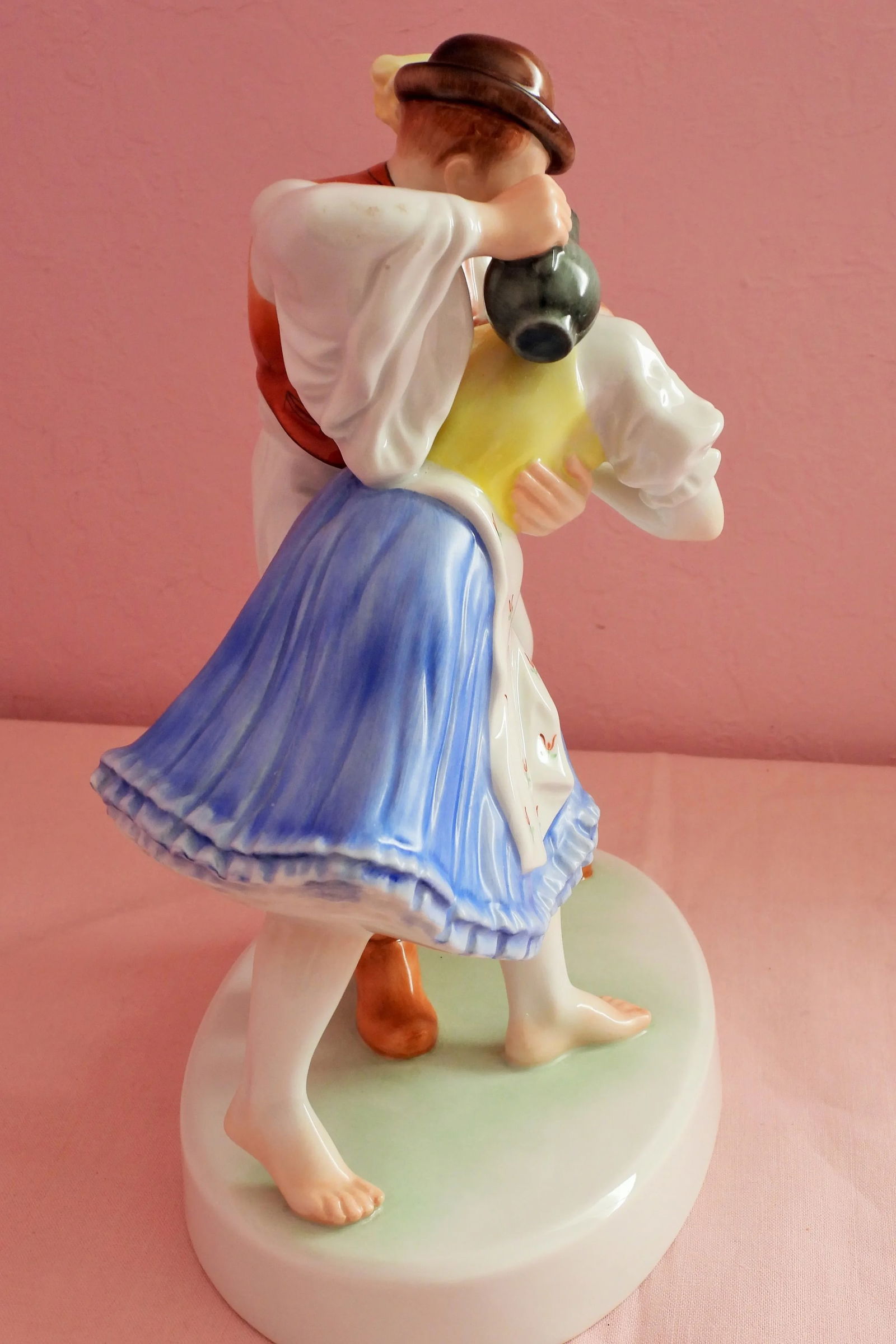Herend Hungarian Easter Spring Ritual Romantic Courting Couple Figurine 5553 1920-1949 - 4