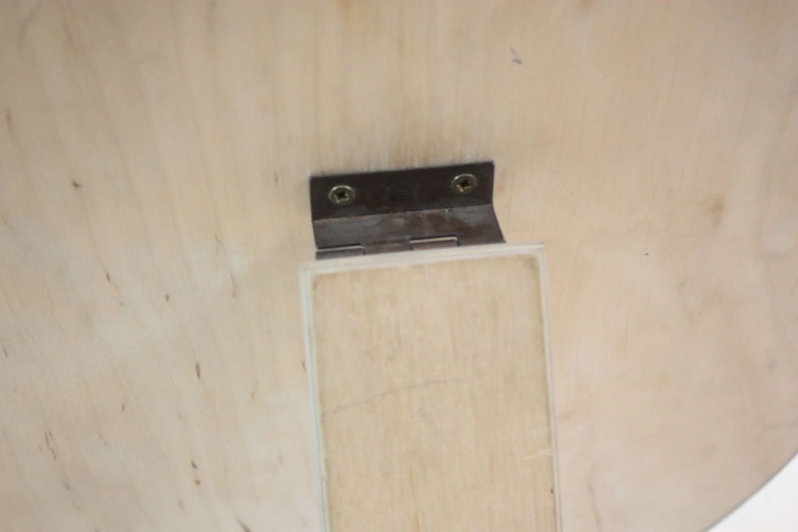 Vintage Esavian English Display Clock on Stand - 4