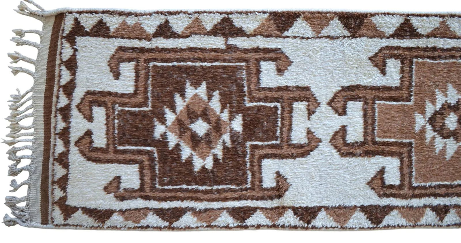 1970s Hand-Knotted Kurdish Runner Undyed Wool Rug - 2"²9"³ × 13"²10"³ - 8
