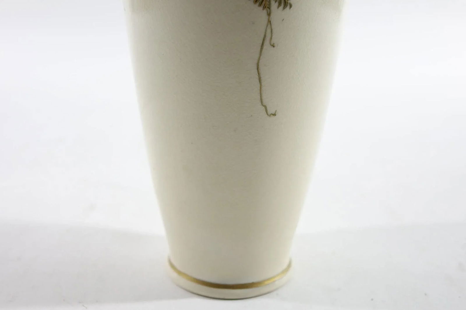 Decorated Asian Porcelain Vase - 8