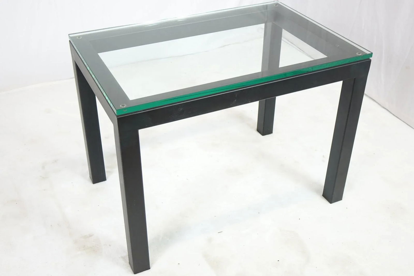 Mid 20th Century Modern Side Table - 8