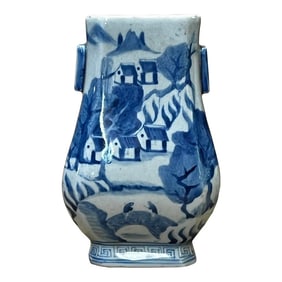 Chinese Blue White Porcelain Small Oriental Scenery Theme Vase