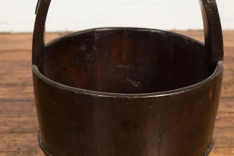 1900s Qing Southern Chinese Wooden Bucket with Large Handle & Metal Accents - 6