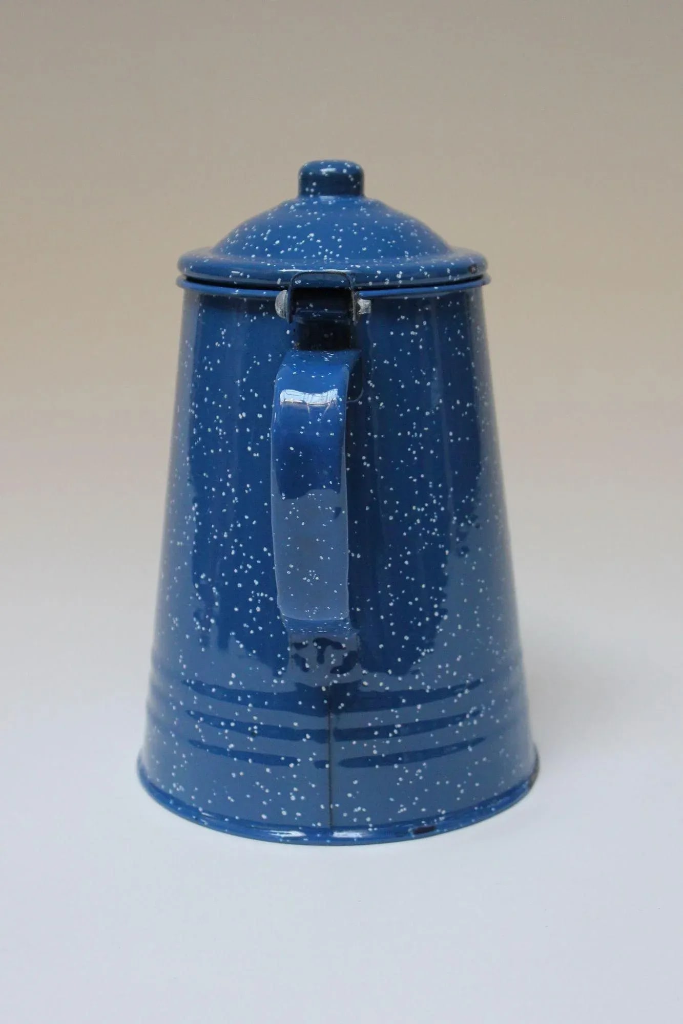 Vintage Blue Enamel Graniteware / Splatterware Kettle - 5