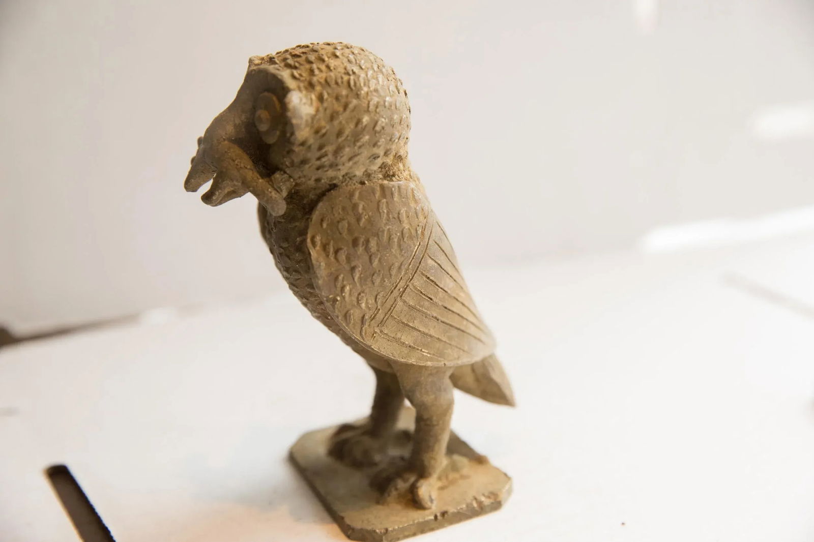 Vintage African Owl With Rat Sculpture - 4