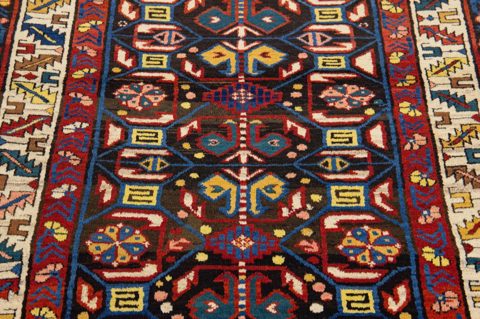 1900s Caucasian Kazak Handmade Scatter Wool Rug in Brown - 2