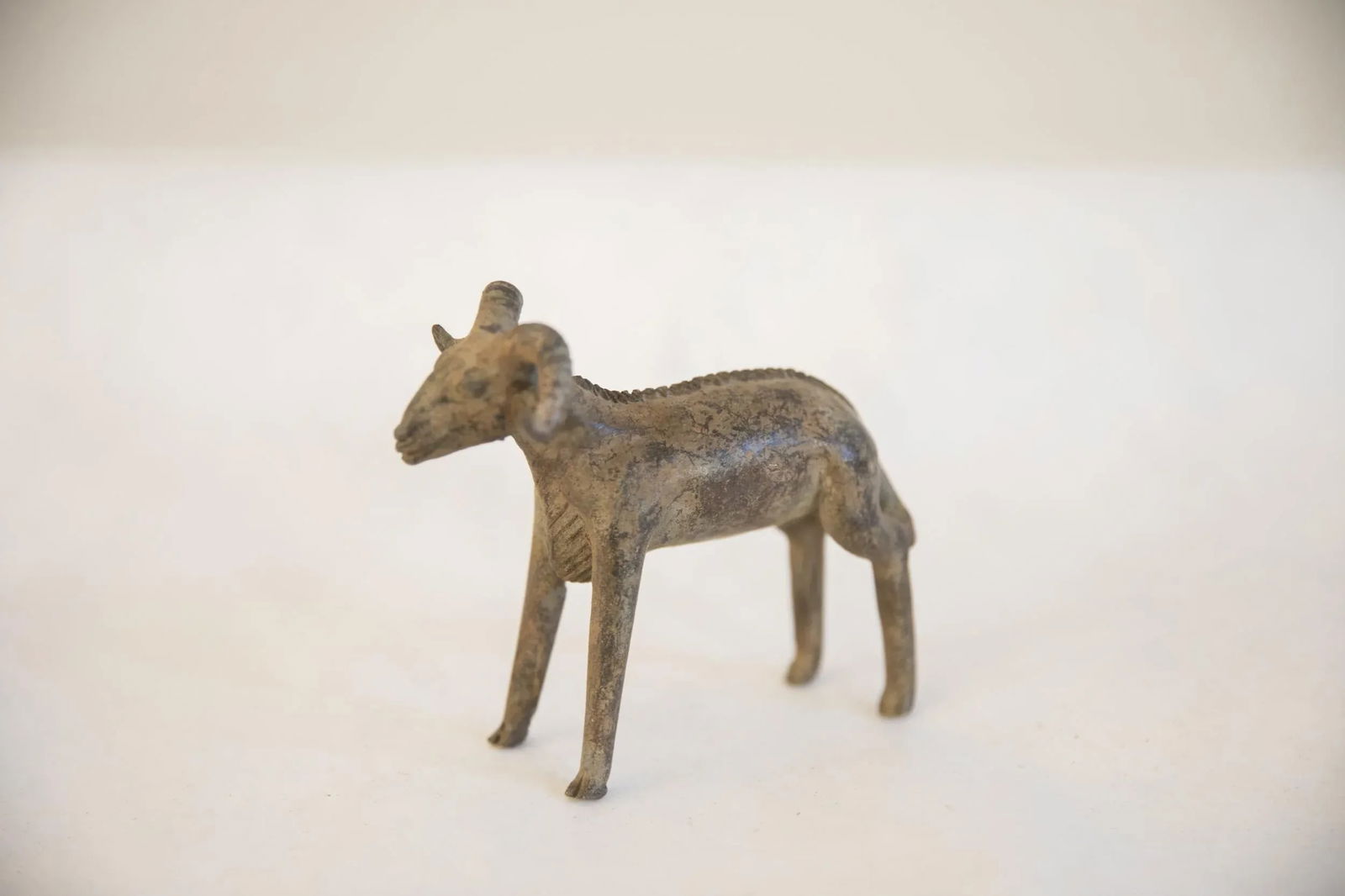 Vintage African Ram Sculpture - 3