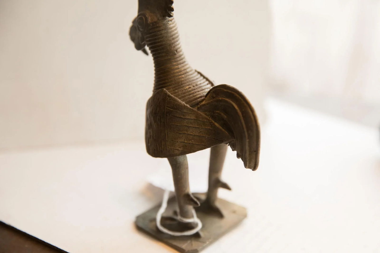 Vintage African Rooster With Worm Sculpture - 3