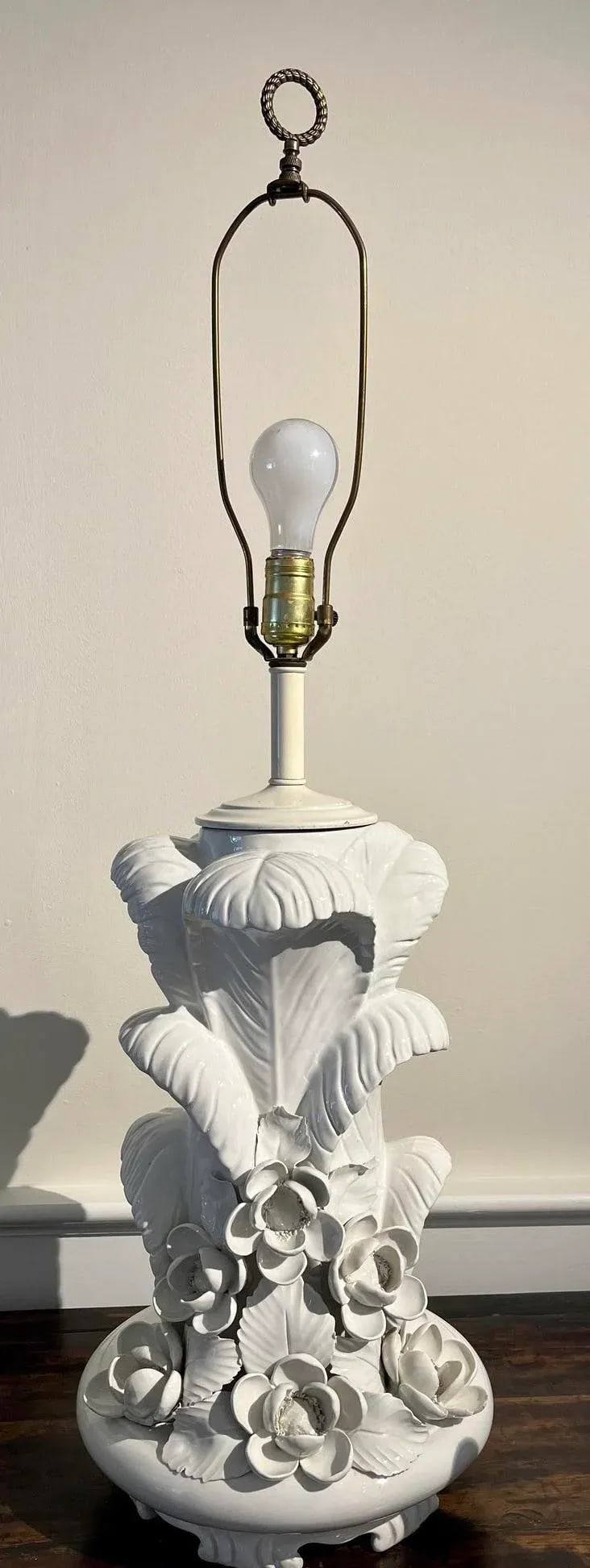 Mid 20th Century Hollywood Regency Serge Roche Style Italian Blanc De Chine Porcelain Ostrich Feathe - 2