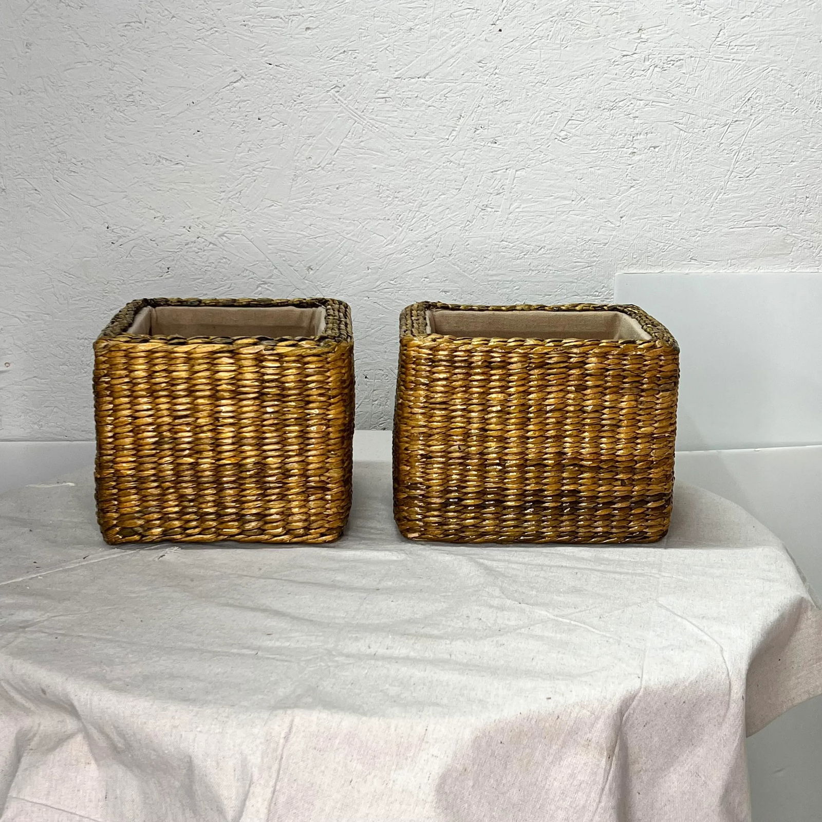 Late 20th Century Square Tabletop Lined Baskets - a Pair - 9