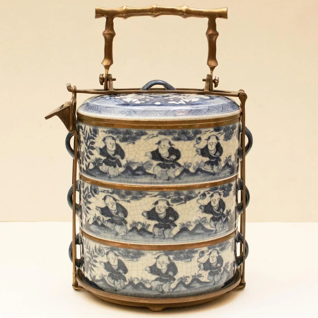 Late 20th Century Ming Style Chinese Porcelain Blue & White Bowls With Brass Holder, Reproduction - 11