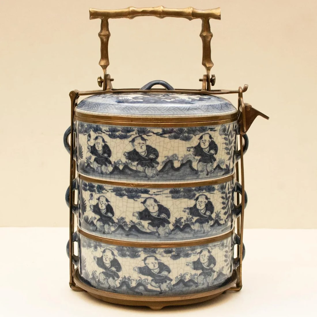 Late 20th Century Ming Style Chinese Porcelain Blue & White Bowls With Brass Holder, Reproduction - 12