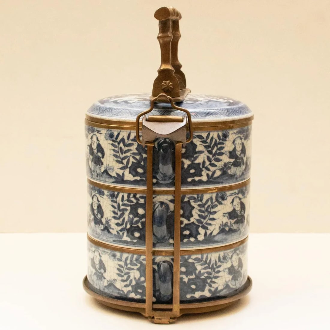 Late 20th Century Ming Style Chinese Porcelain Blue & White Bowls With Brass Holder, Reproduction - 2