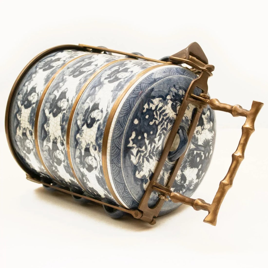 Late 20th Century Ming Style Chinese Porcelain Blue & White Bowls With Brass Holder, Reproduction - 6