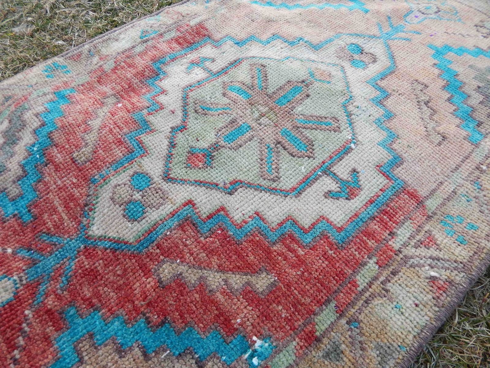 Vintage Turkish Oushak Rug Yastik Accent Rug With Soft Color - 6