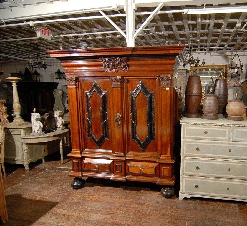 Swedish 18th Century Period Baroque Cabinet With Corinthian Pilasters - 2