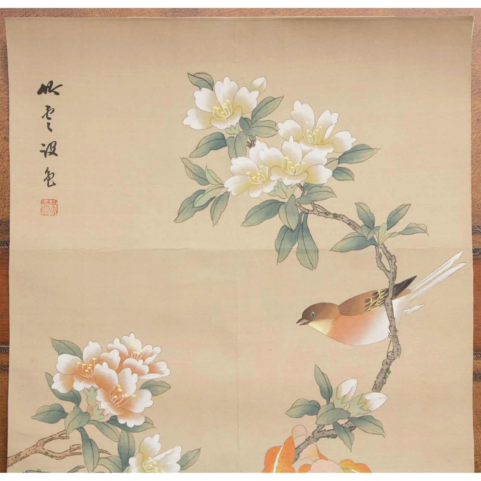 Mid 20th Century Showa Era Japanese Watercolor Painting on Silk "Rosefinch, Camellias and Lilies" - 2