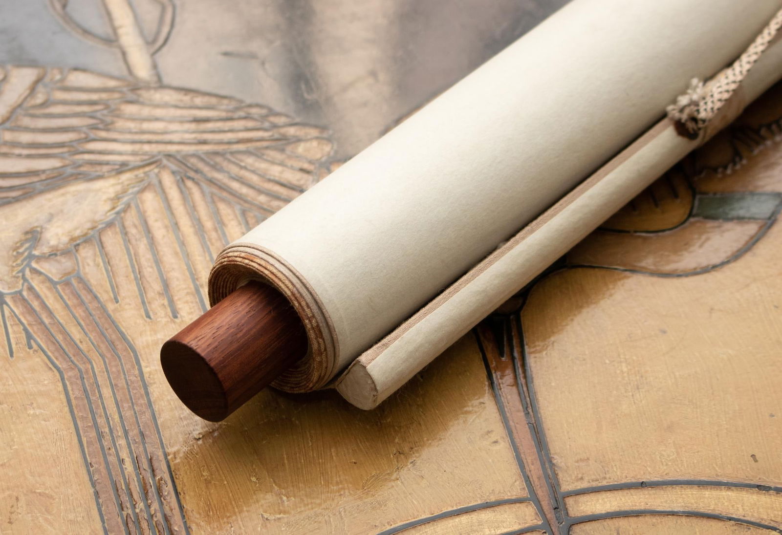 1930s Early Showa Era Japanese Watercolor Scroll Painting, "Cranes and Turtles at Sunrise" - 11