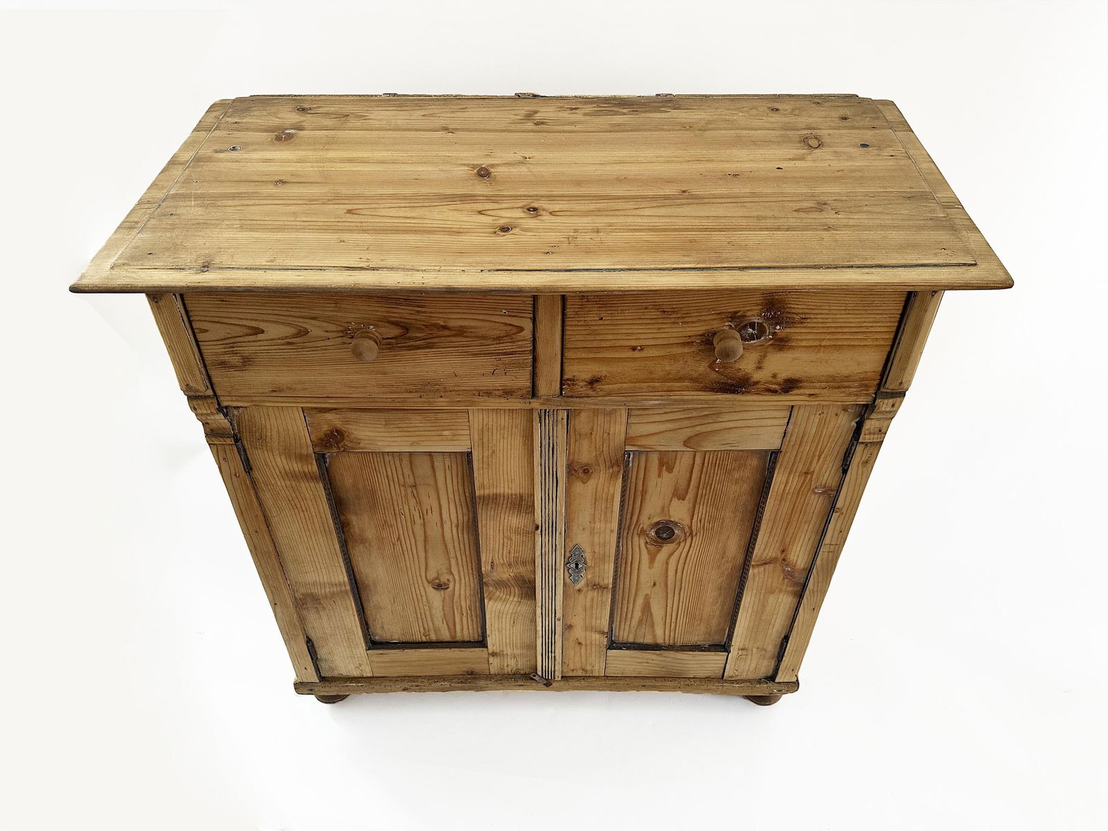 1880s Antique European Scrubbed Pine Cabinet - 4