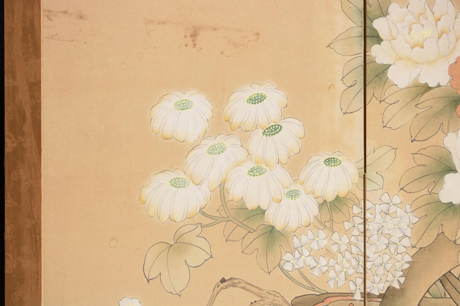 1950-1960s Chinoiserie Style Painted Silk Screen With Flower Cart - 6