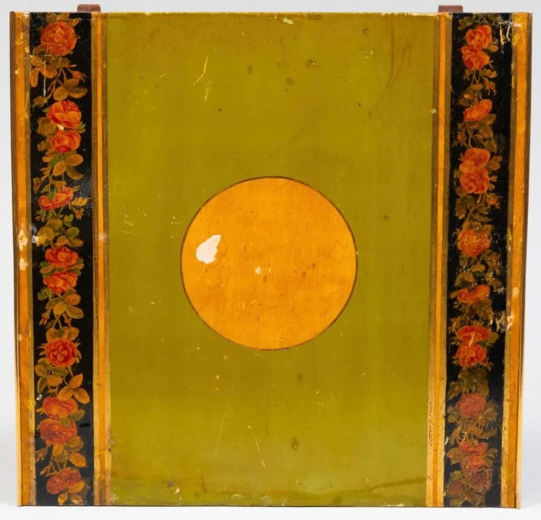 19th Century Painted Continental Surtout De Table - 7