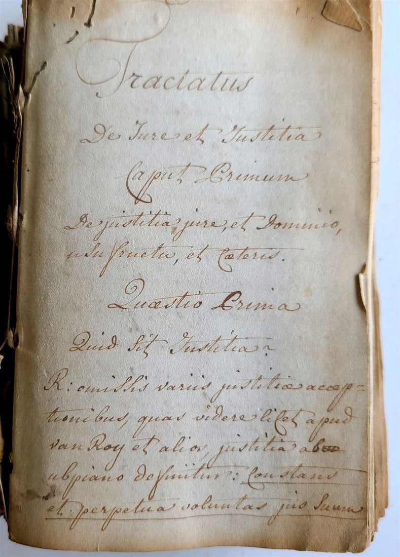 18th CENTURY LATIN MANUSCRIPT BOOK antique TRACTATUS DE JURE ET JUSTITIA vellum (1 of 12)