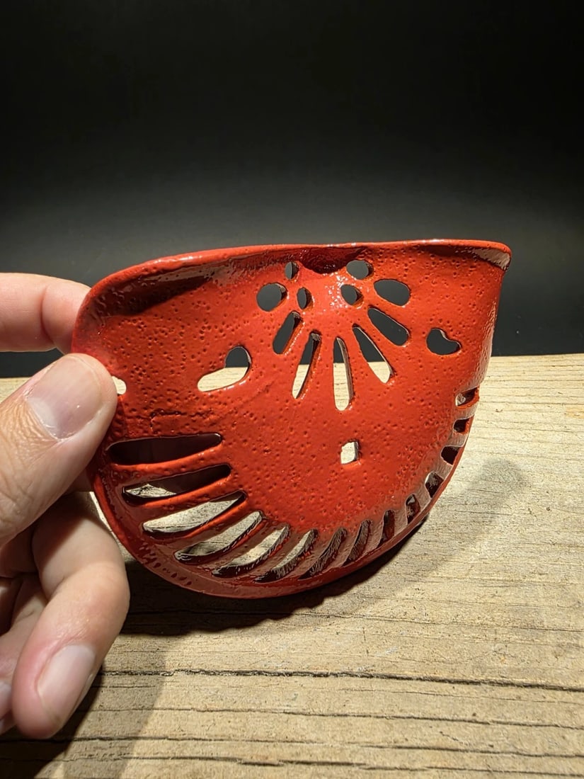 5" Cast Oliver Miniature Tractor Seat Sample - 3