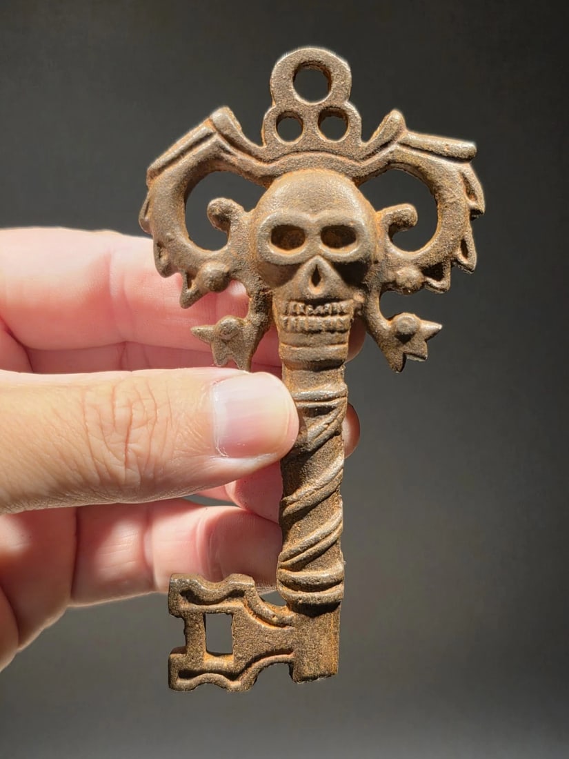 4" Large Iron Skeleton Key - 6
