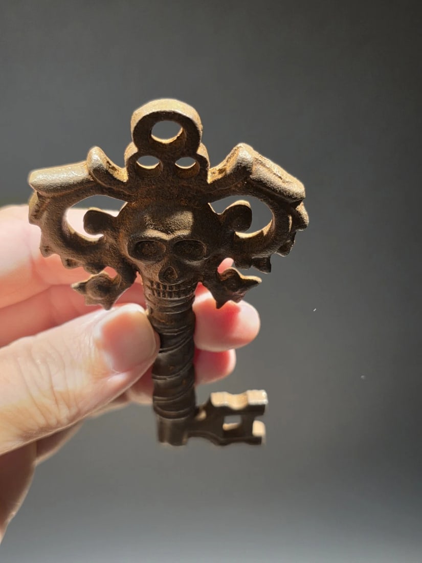 4" Large Iron Skeleton Key - 9