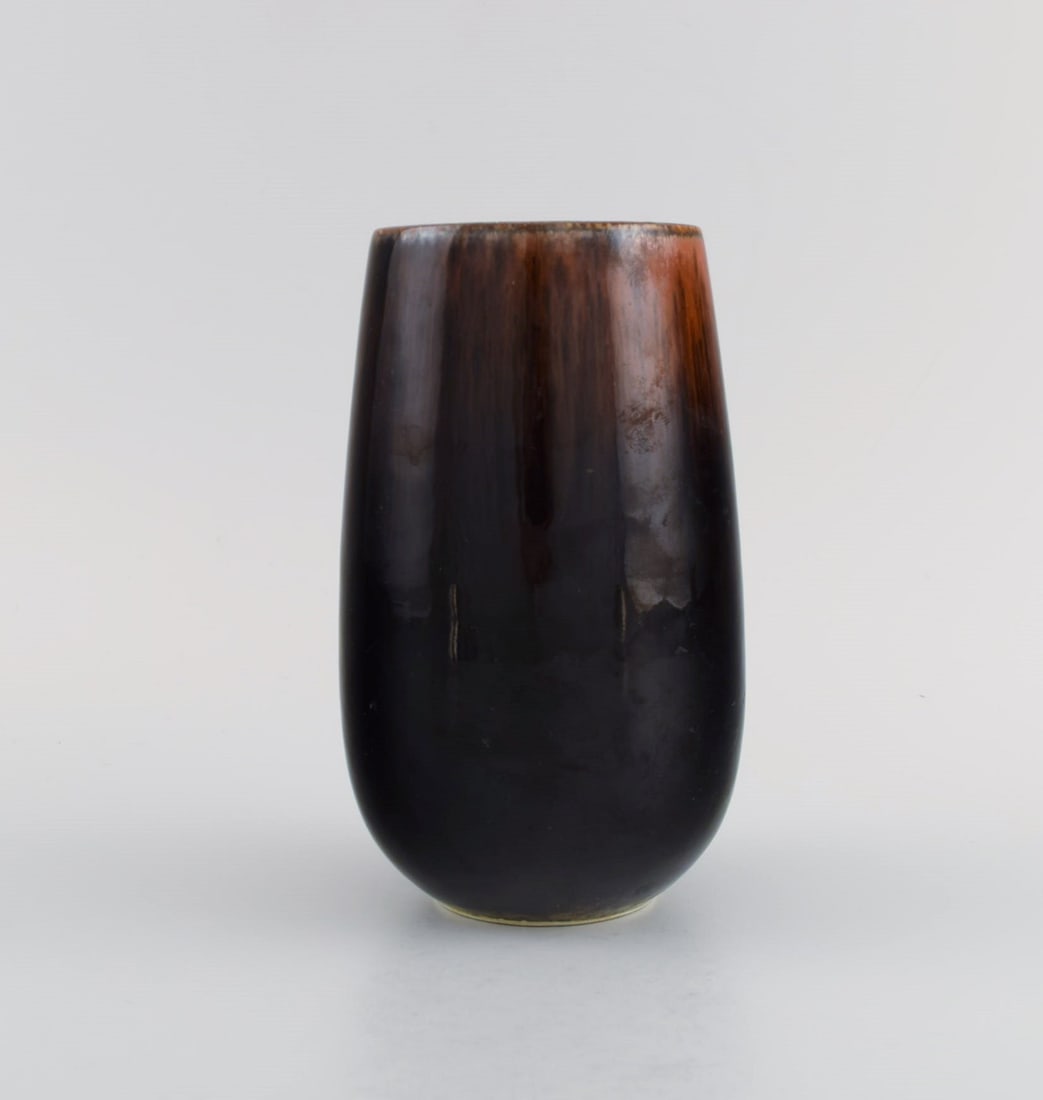 Carl Harry Stålhane (1920-1990) for Rörstrand. Vase in glazed ceramics. Beautiful metallic - 3