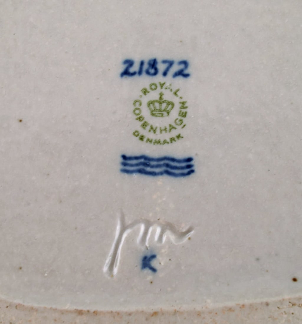 Jørgen Mogensen for Royal Copenhagen. Square bowl in glazed stoneware. Beautiful sung glaze. - 5