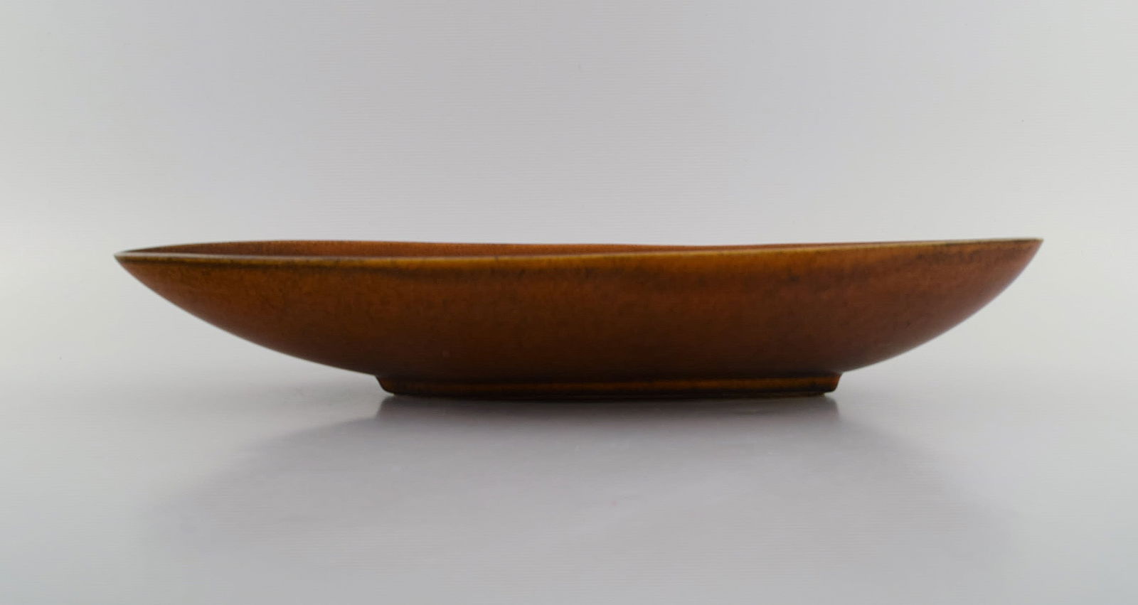 Gunnar Nylund for Nymølle. Dish / bowl in glazed ceramics. Beautiful glaze in light brown - 3