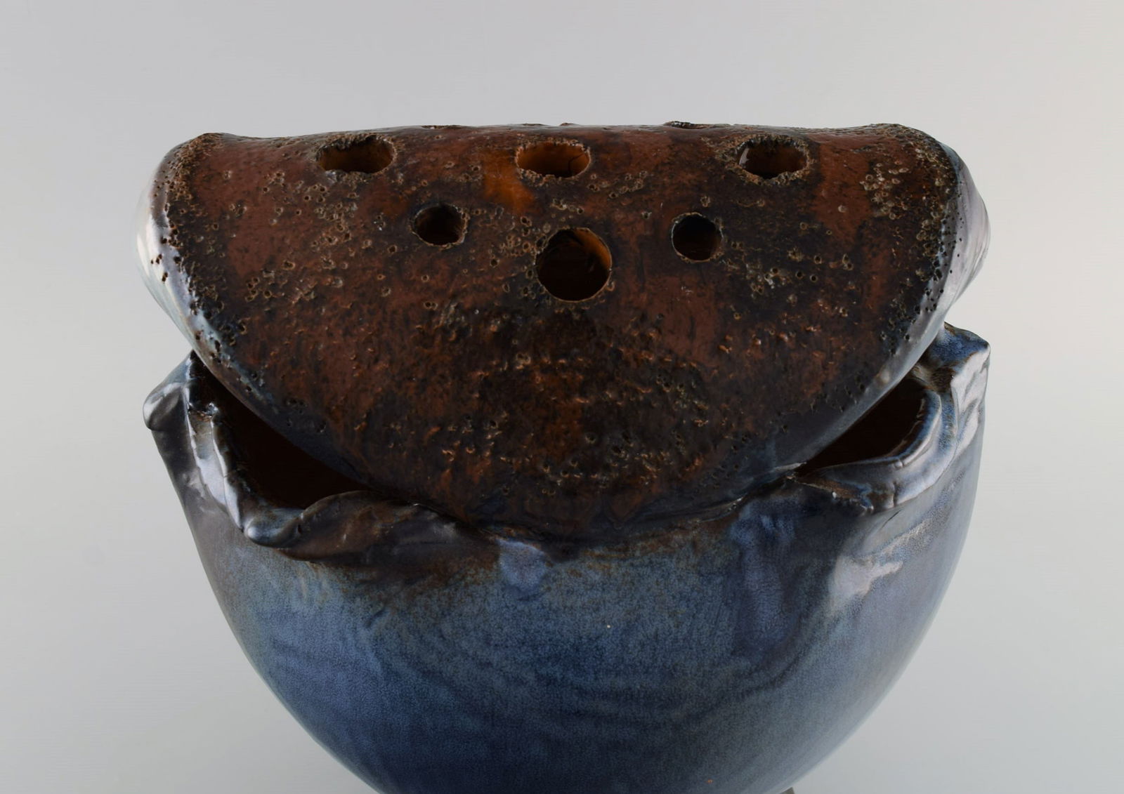 Francis Milici (b. 1952) for Vallauris. Large organically shaped unique vase in glazed ceramics. - 3