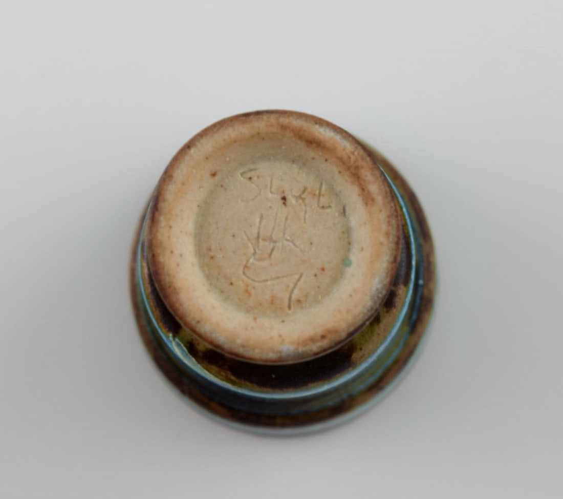 Stig Lindberg for Gustavsberg Studiohand. Miniature vase in glazed ceramics. Beautiful glaze in - 5