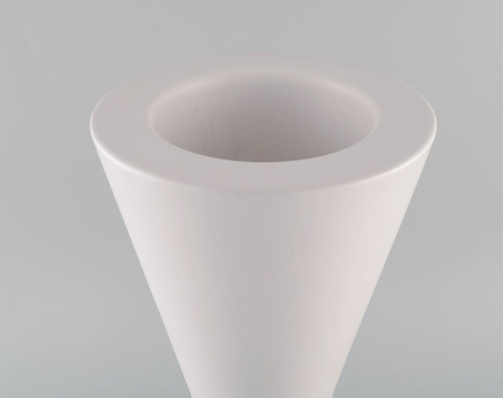 Le Dauphin, France. Large vase in glazed ceramics. 1970s / 80s. - 2