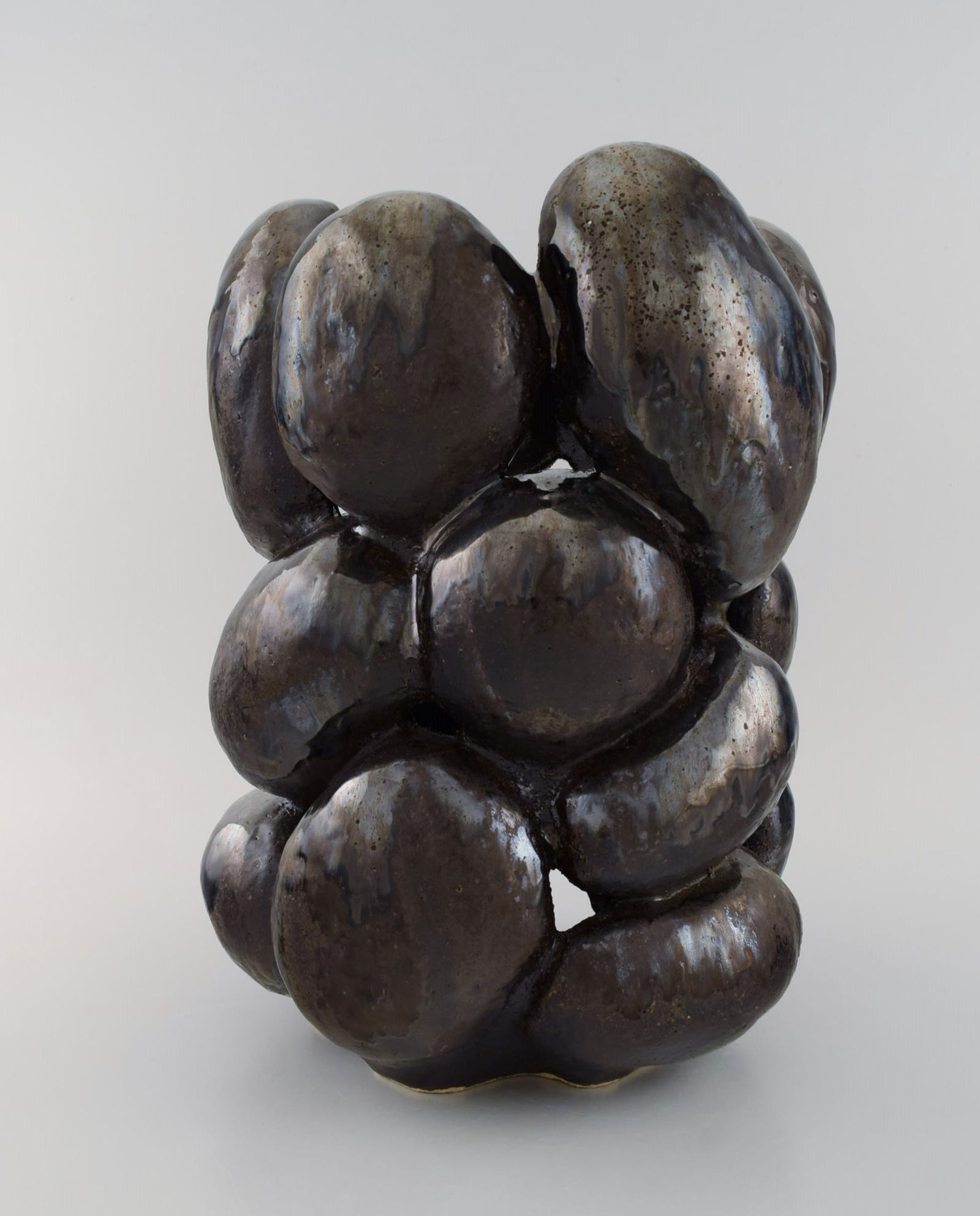 Christina Muff, Danish contemporary ceramicist (b. 1971). Large sculptural unique vase in glazed - 2