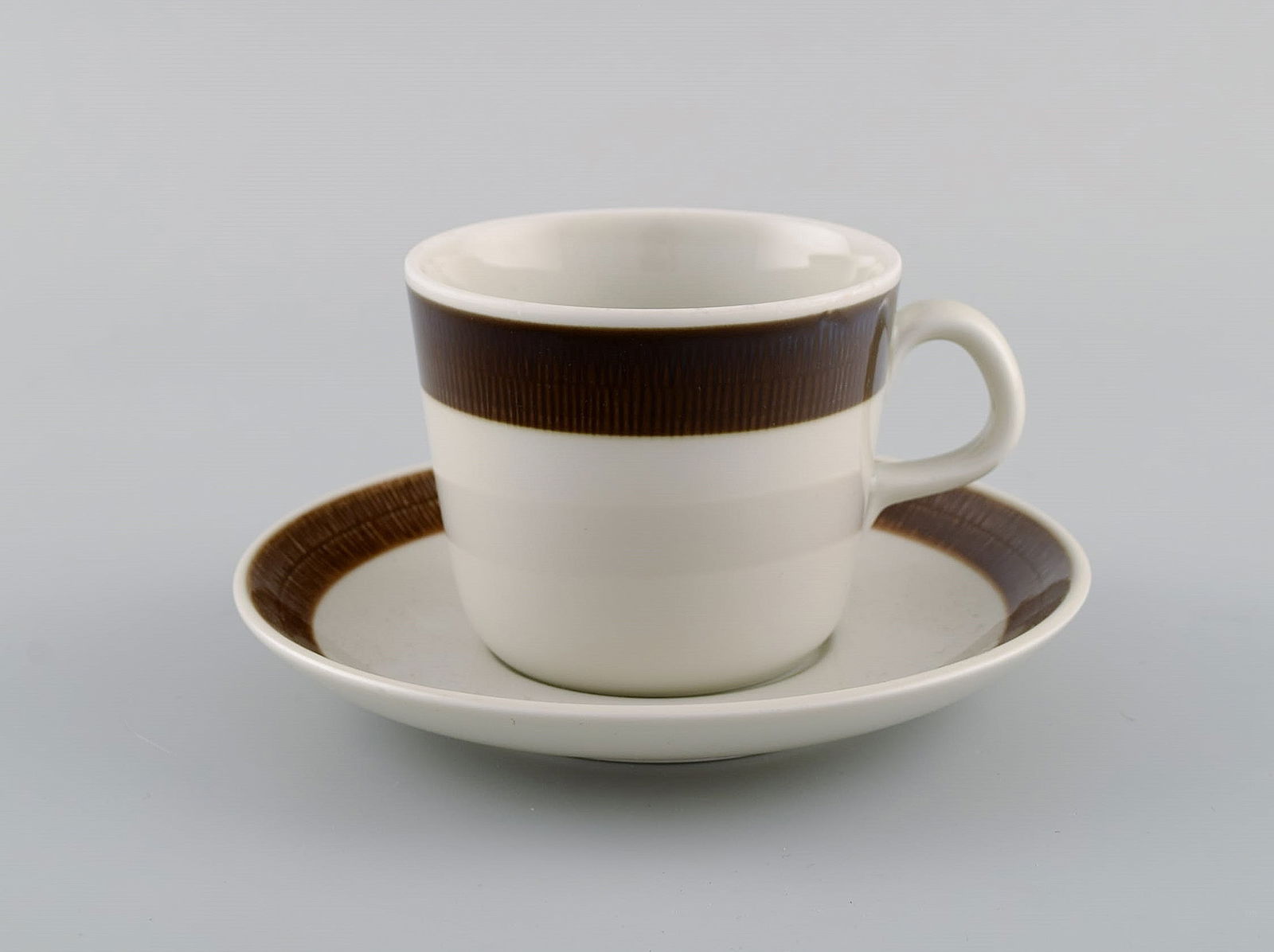 Hertha Bengtsson (1917-1993) for Rörstrand. 10 Koka coffee cups with saucers in glazed - 2