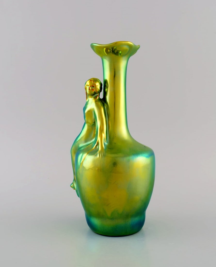 Zsolnay art nouveau vase in glazed ceramics modeled with sitting woman. Beautiful luster glaze. 20th - 2