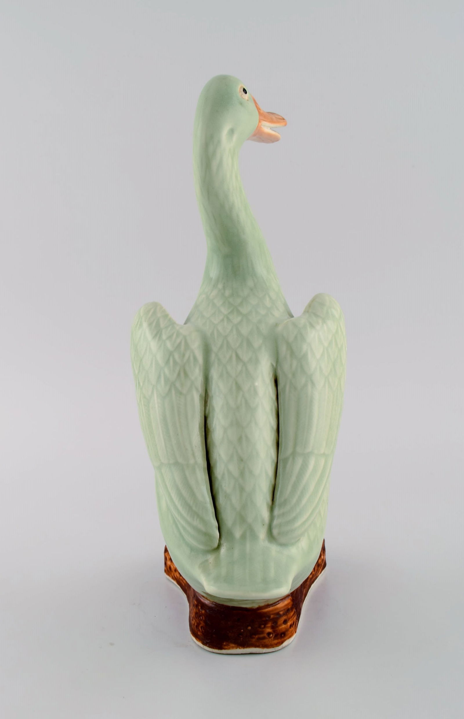 Austrian studio ceramicist. Goose in glazed stoneware. 1930s / 40s. - 4