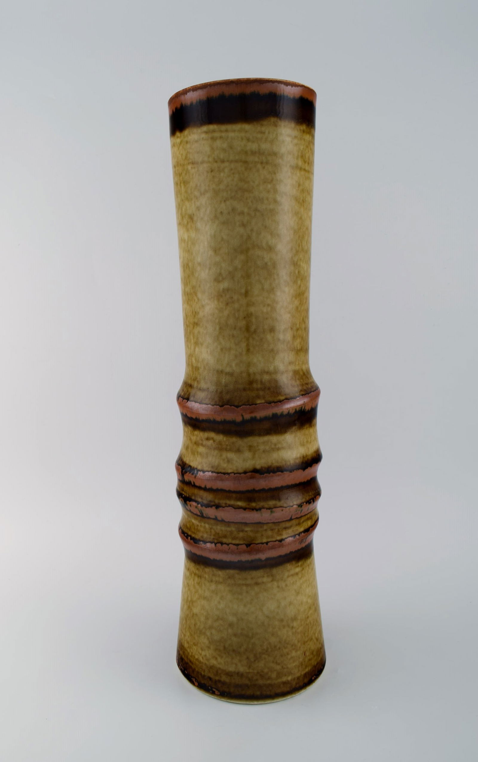 Olle Alberius for Rörstrand. Floor vase in glazed ceramics. Beautiful glaze in brown and light - 3