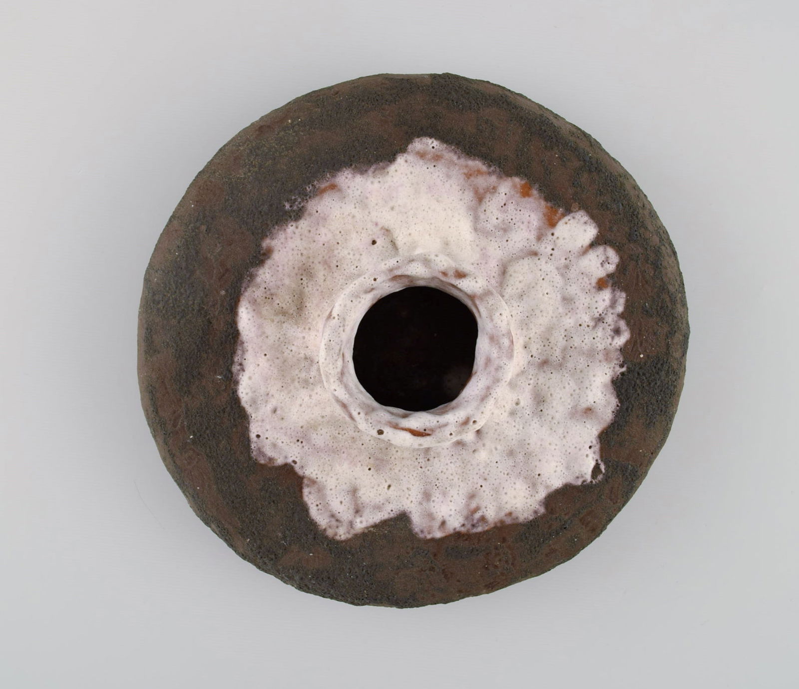 European studio ceramicist. Unique vase in glazed stoneware. 1970s. - 4