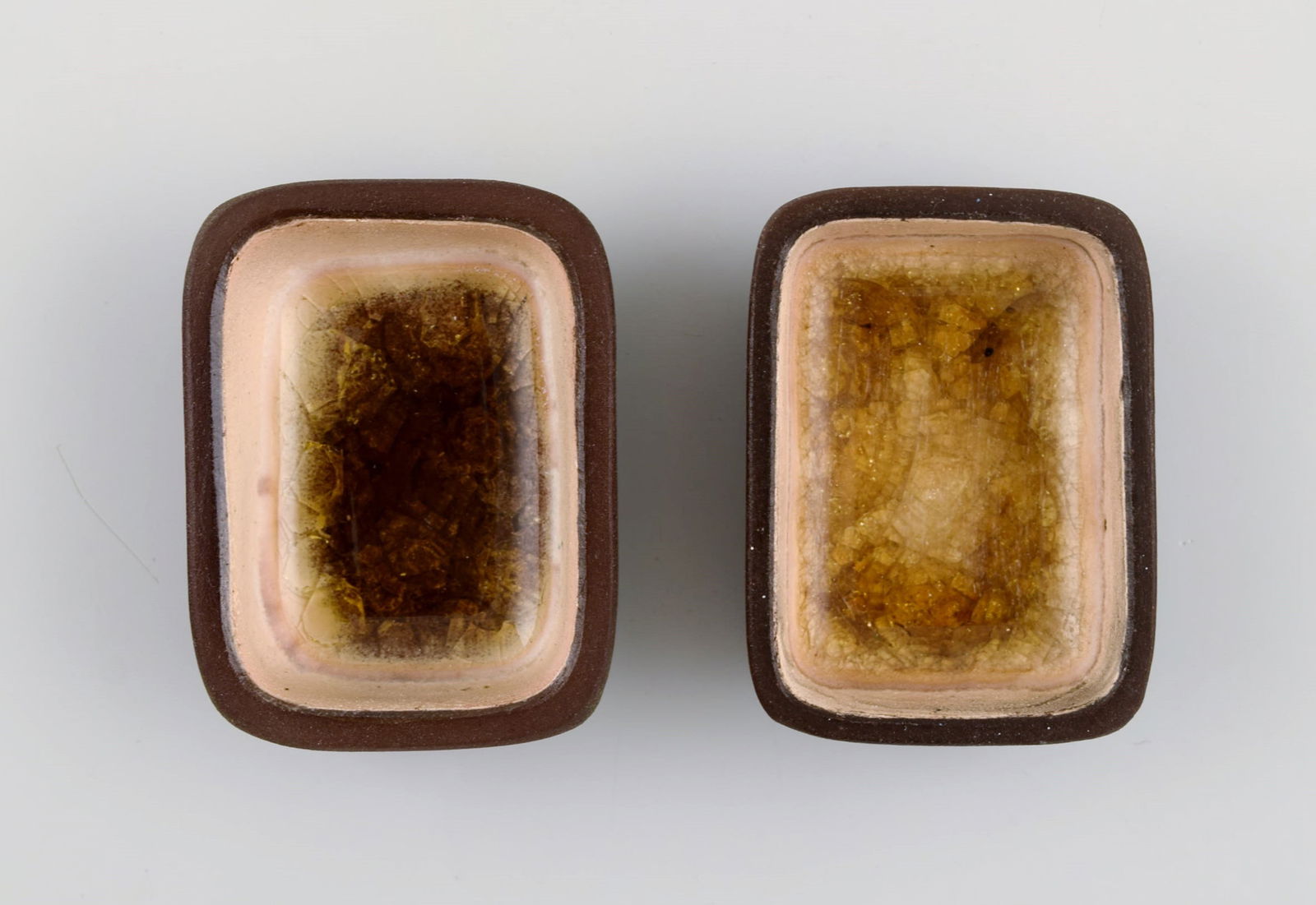 Knut Paul. Seven small bowls in glazed stoneware. Beautiful polychrome glaze. Mid-20th century. - 4